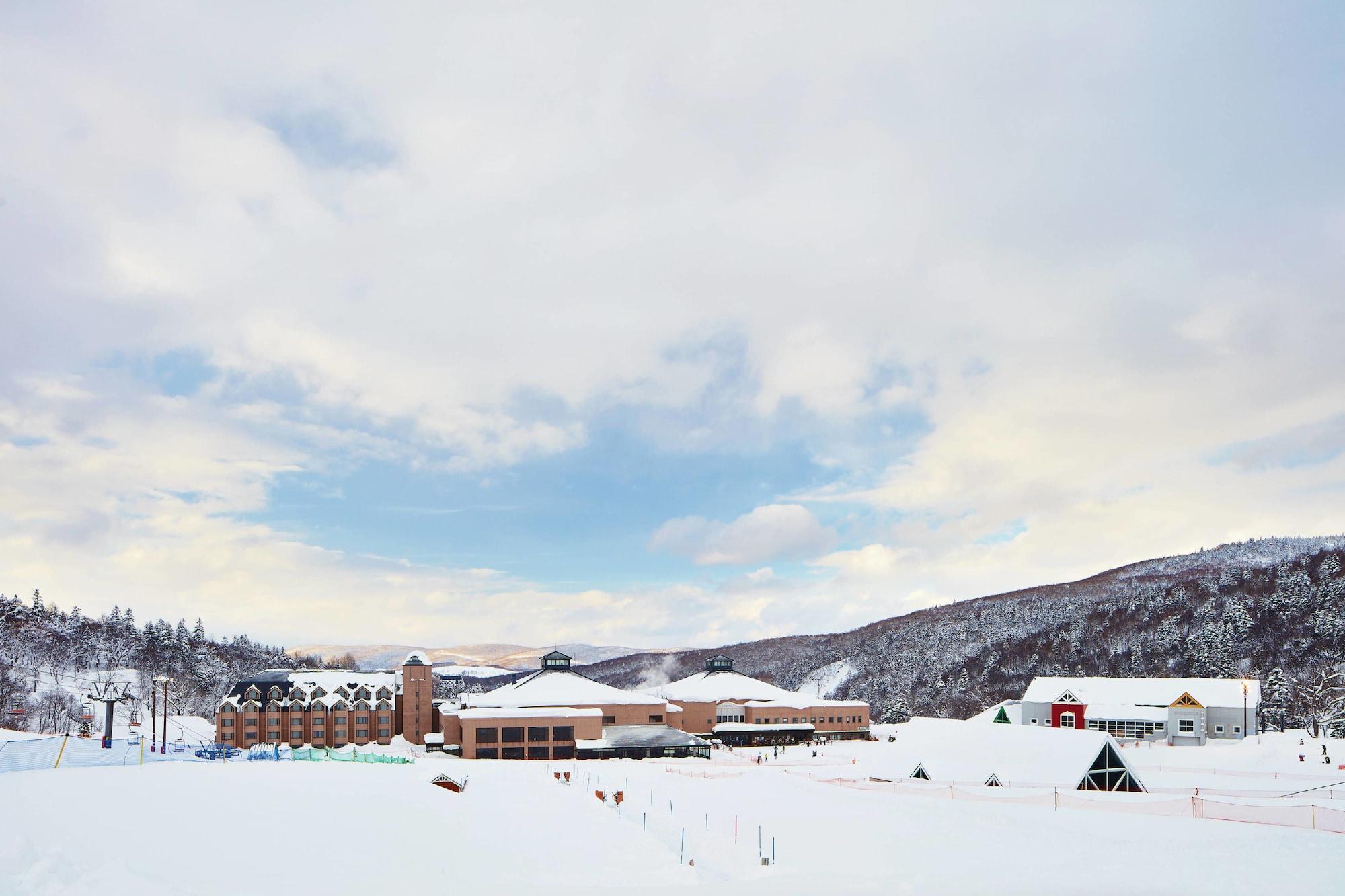 Sheraton Hokkaido Kiroro Resort Akaigawa Exterior photo